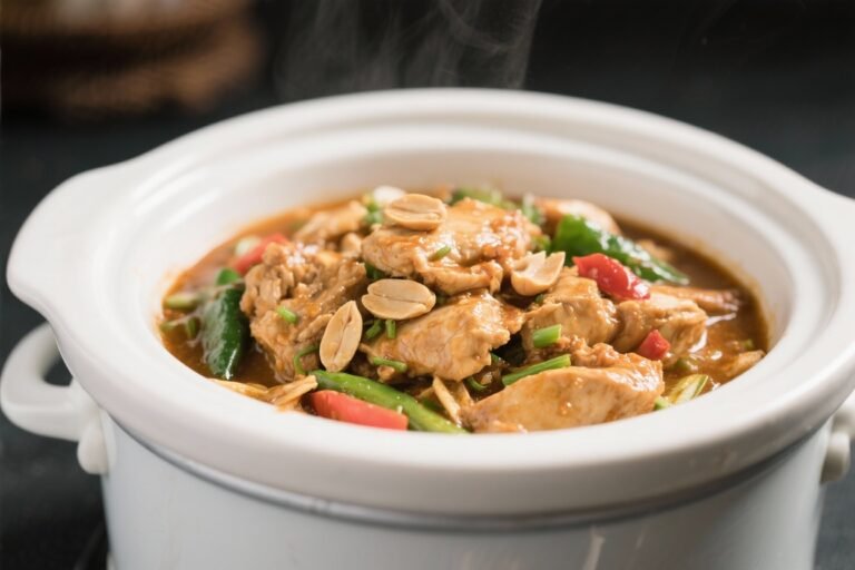 Crockpot Thai Peanut Chicken – A Cozy, Flavor-Packed Weeknight Dinner