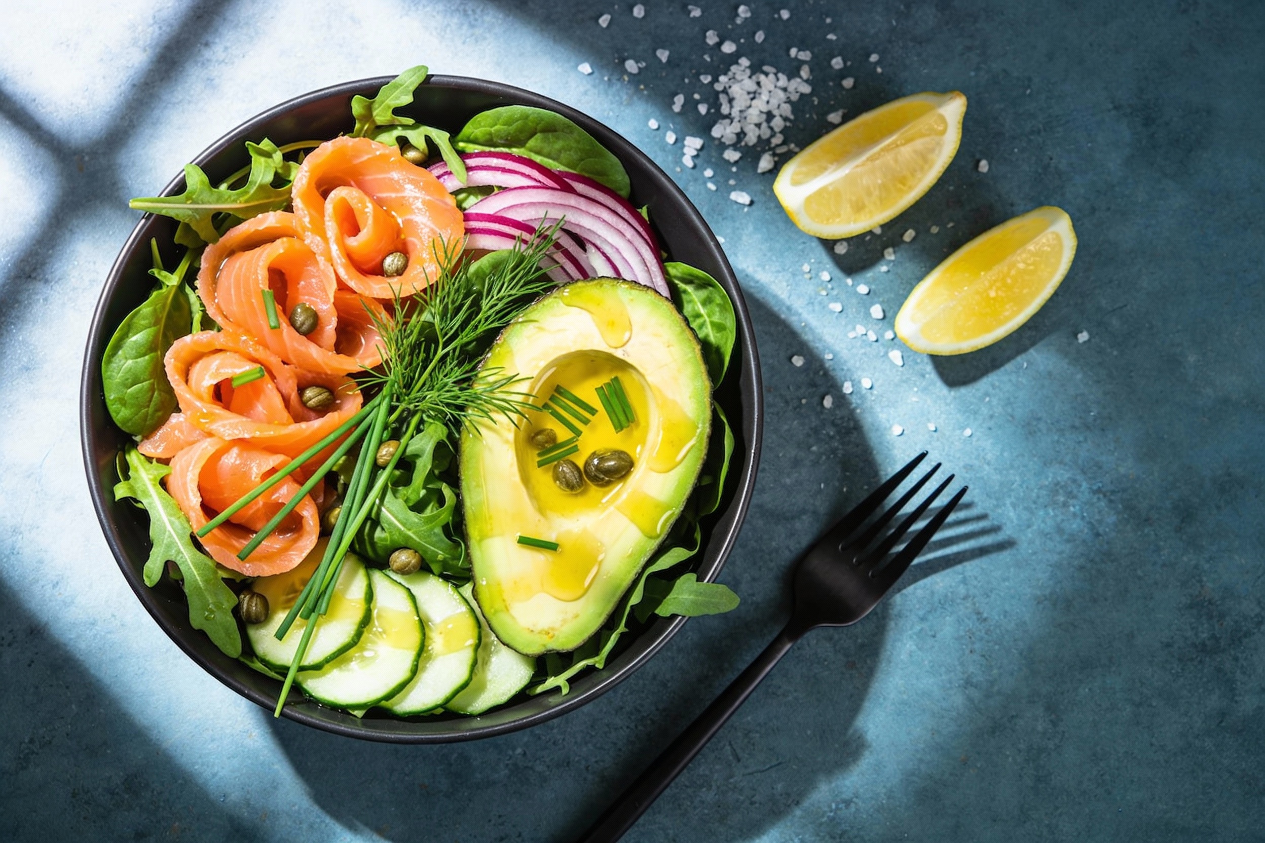 Keto Avocado & Smoked Salmon Salad in 10 Minutes Flat